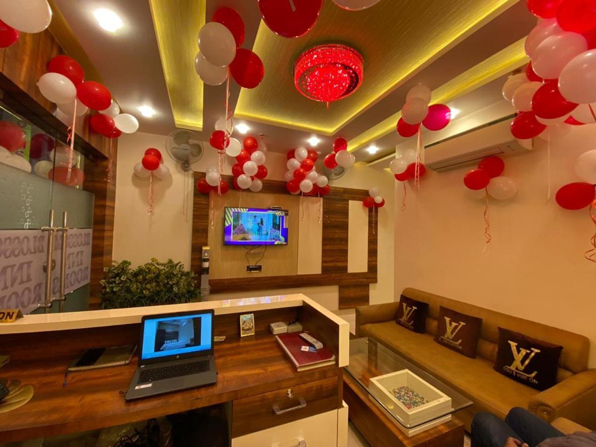 Hotel Blossom Inn Amritsar Bagian luar foto