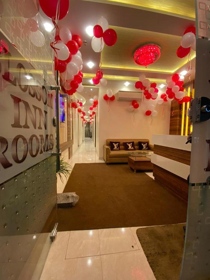 Hotel Blossom Inn Amritsar Bagian luar foto